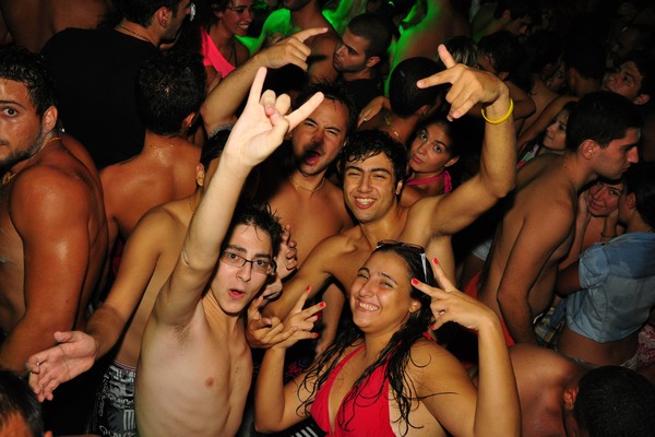 Foam Party Wet Night 2 - Part 1